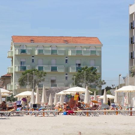 Hotel Rosati Rimini Exteriör bild